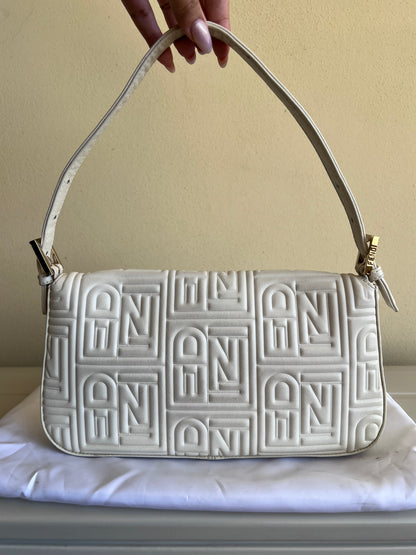 Fendi Baguette Nappa Bianca