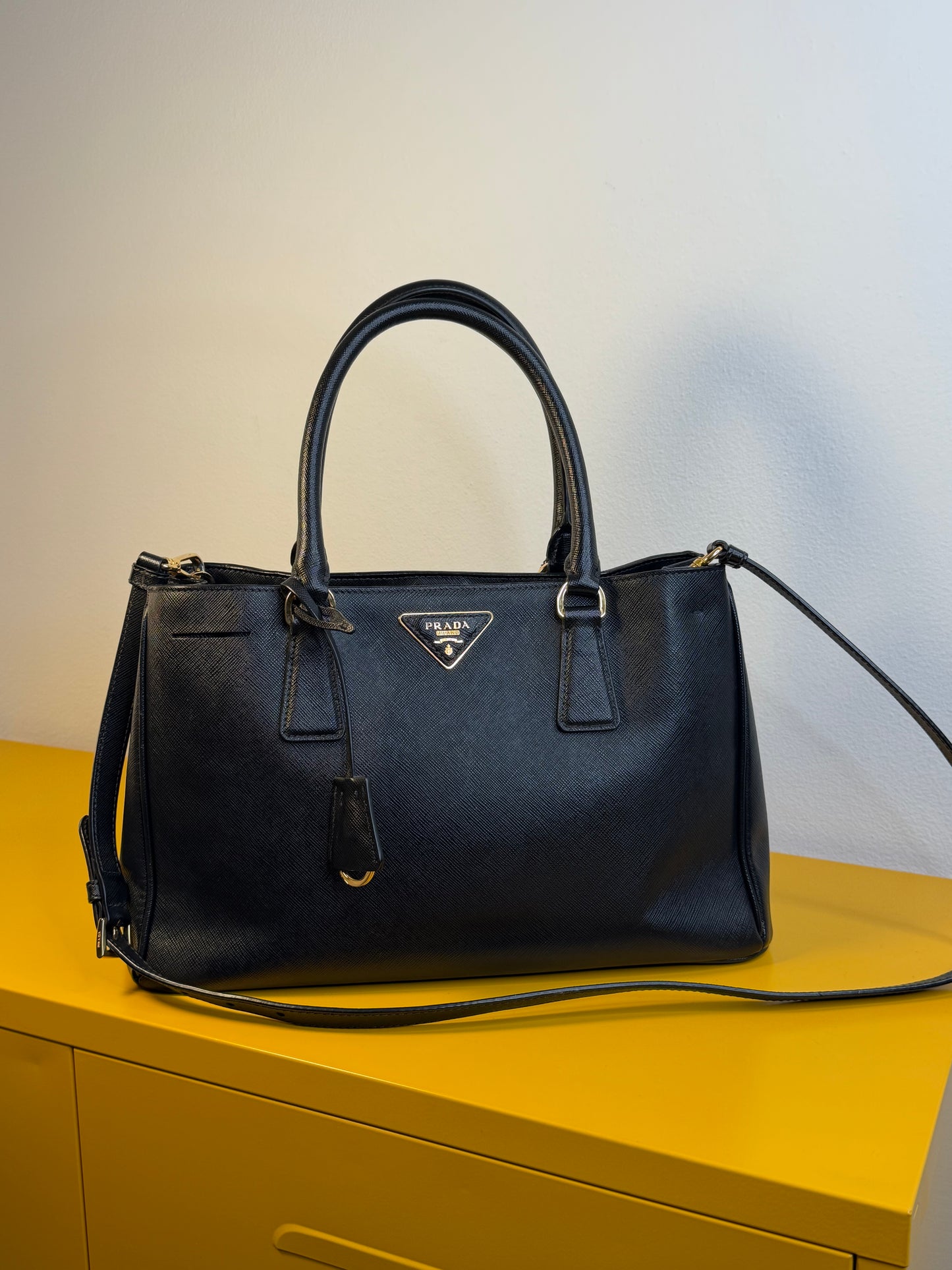 Prada Galleria in pelle Saffiano