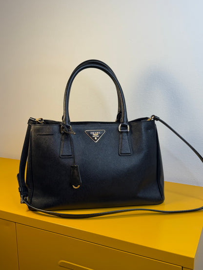 Prada Galleria in pelle Saffiano