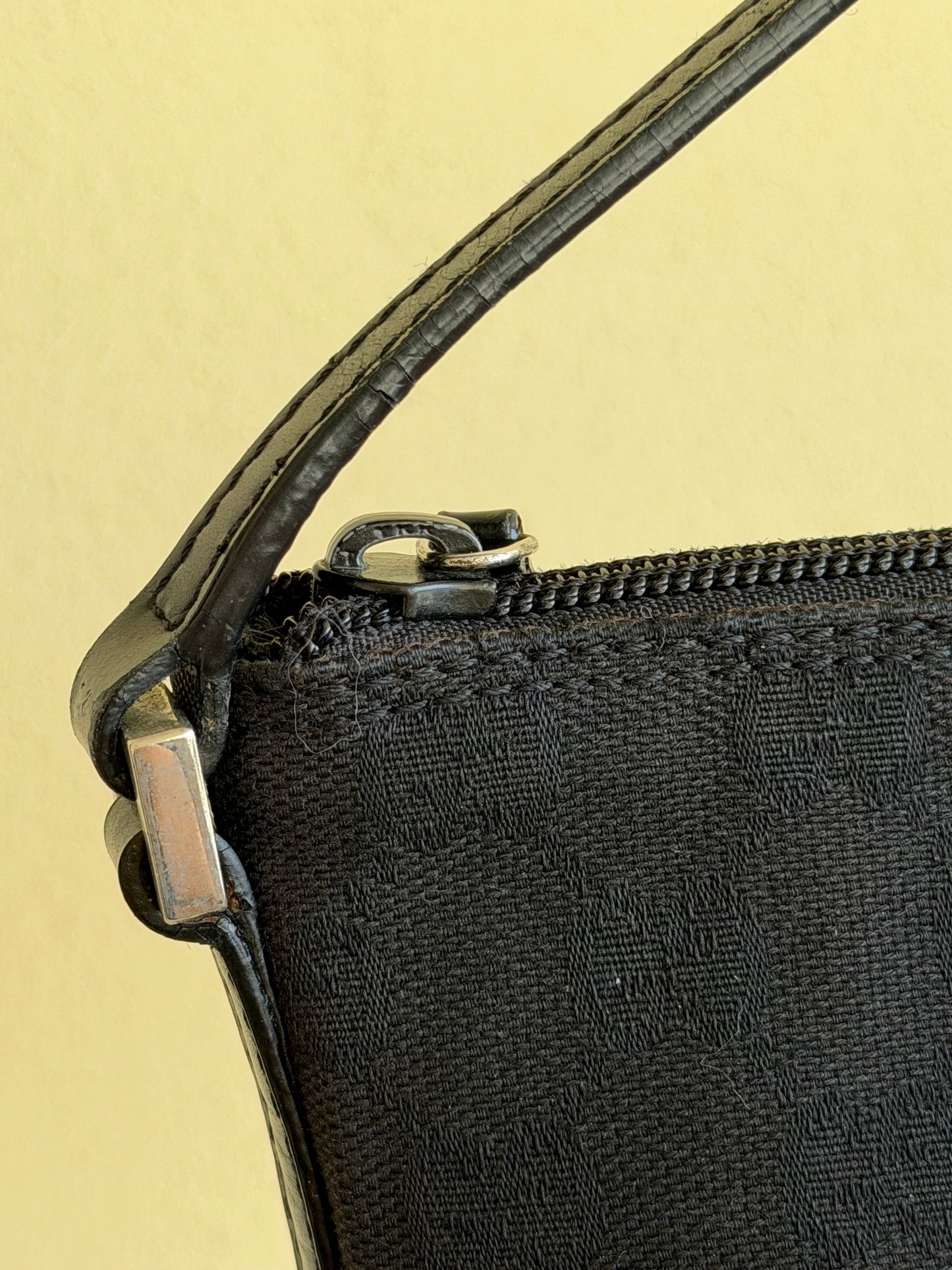 Gucci boat bag nera