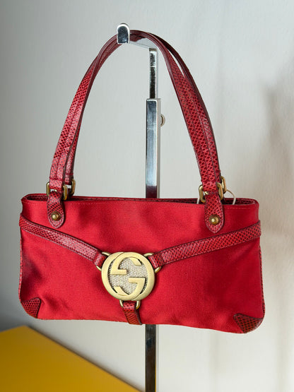 Gucci Pochette Interlocking