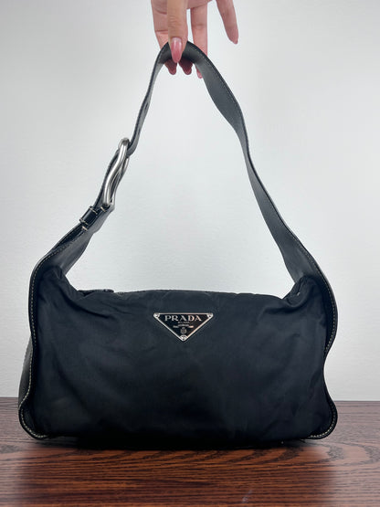 Prada impunture a contrasto
