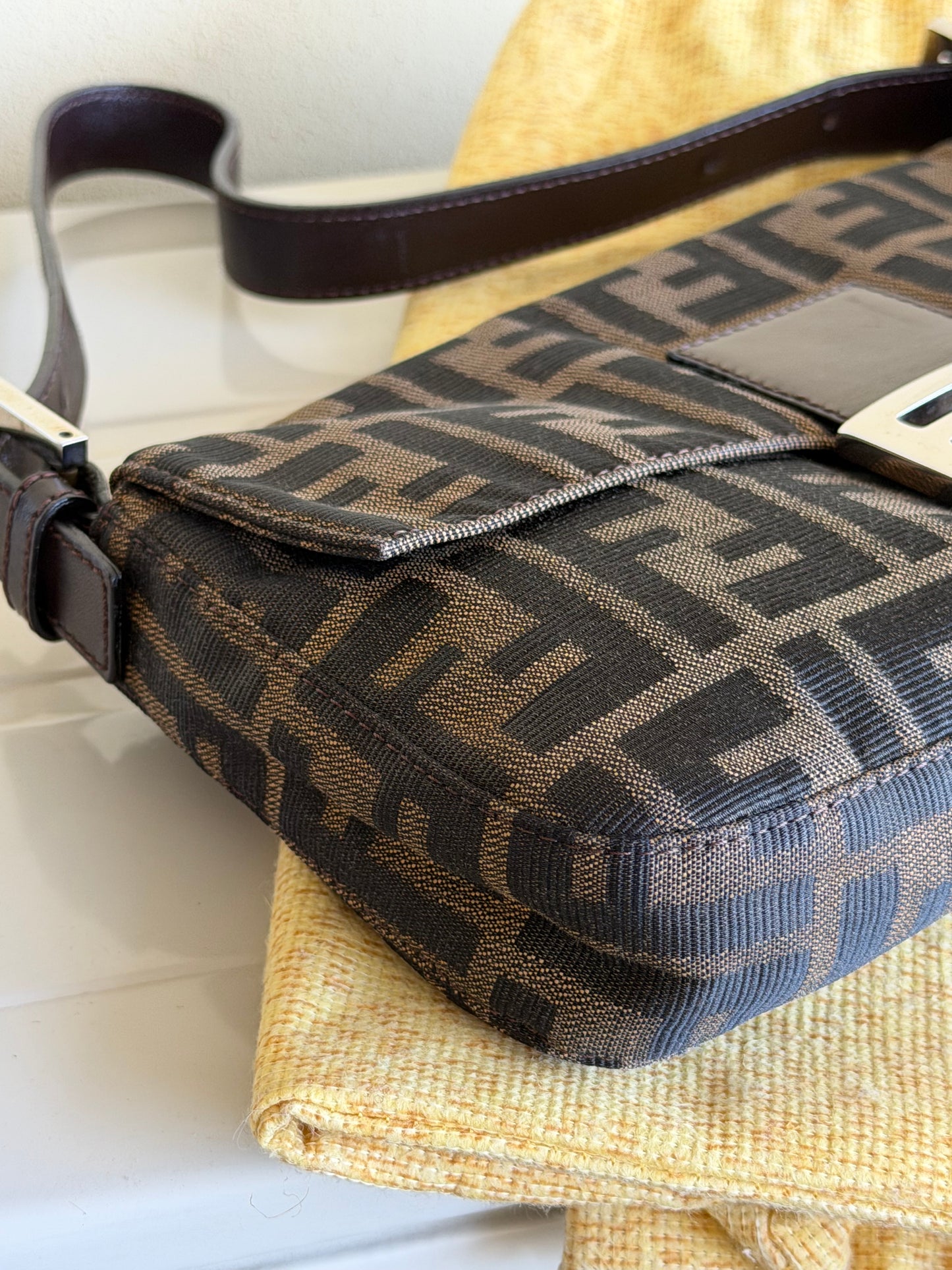 Fendi Baguette Zucca vintage