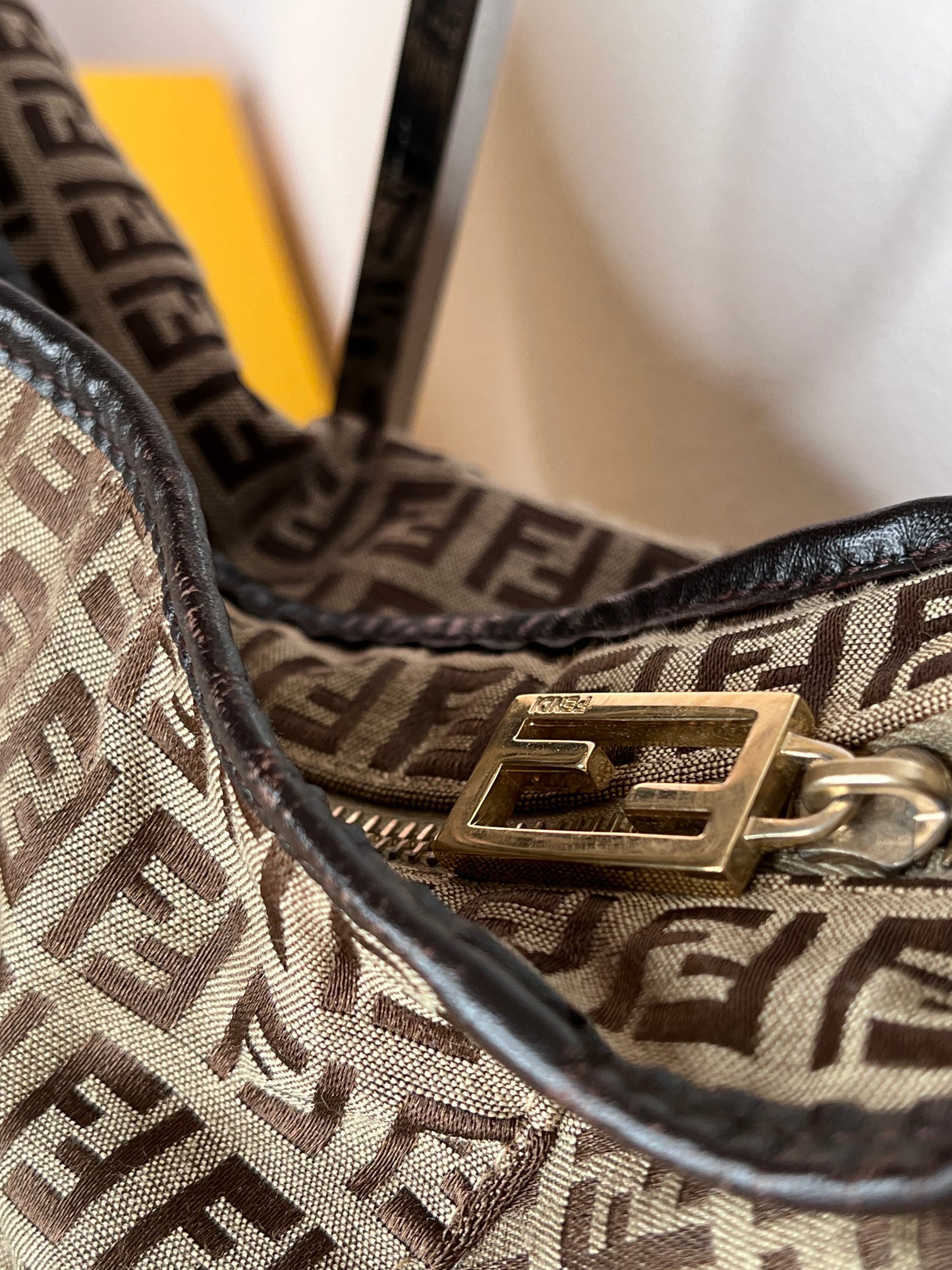 Fendi Hobo Manico Intrecciato