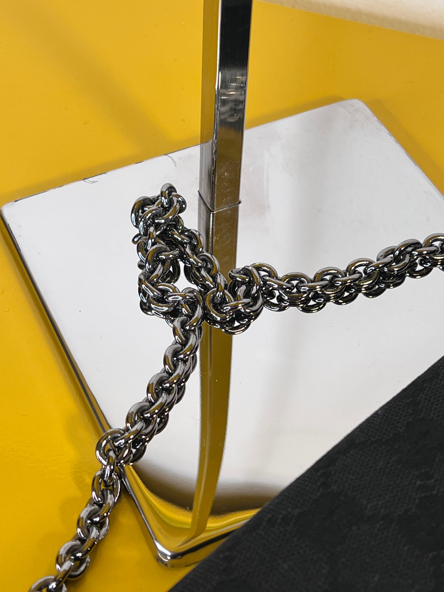 Gucci Horsebit Chain