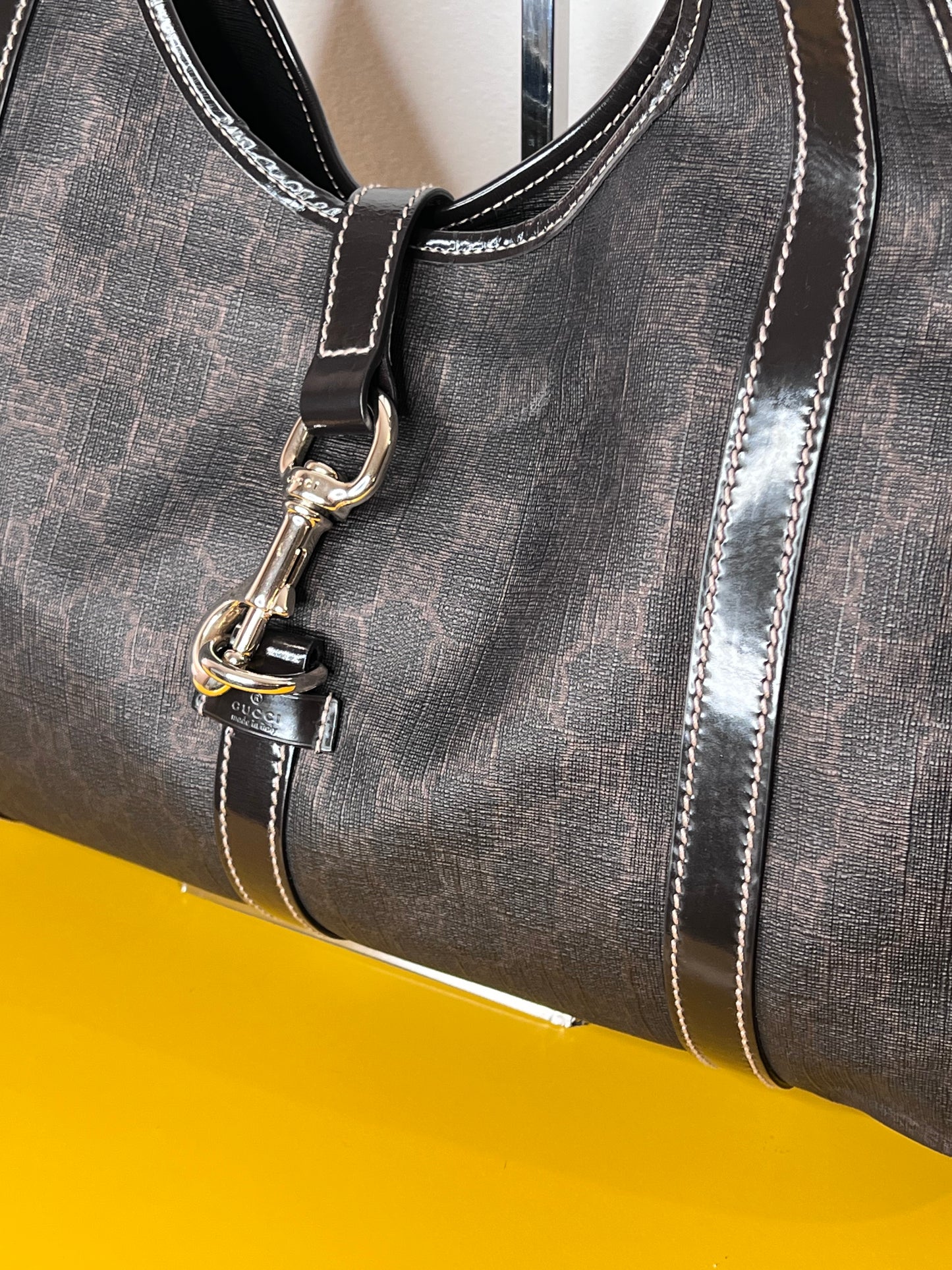 Gucci Bardot Supreme