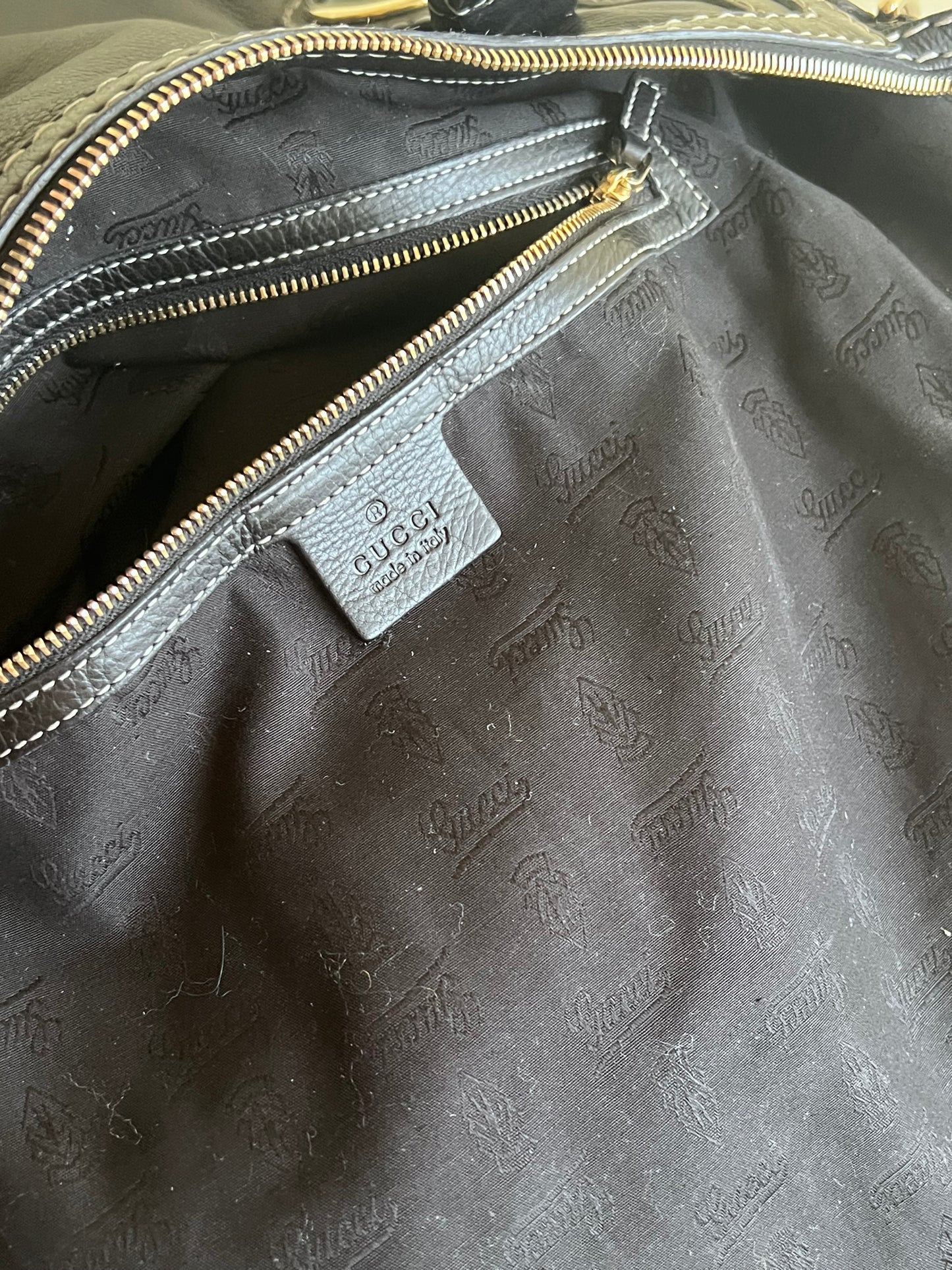 Gucci tote hysteria
