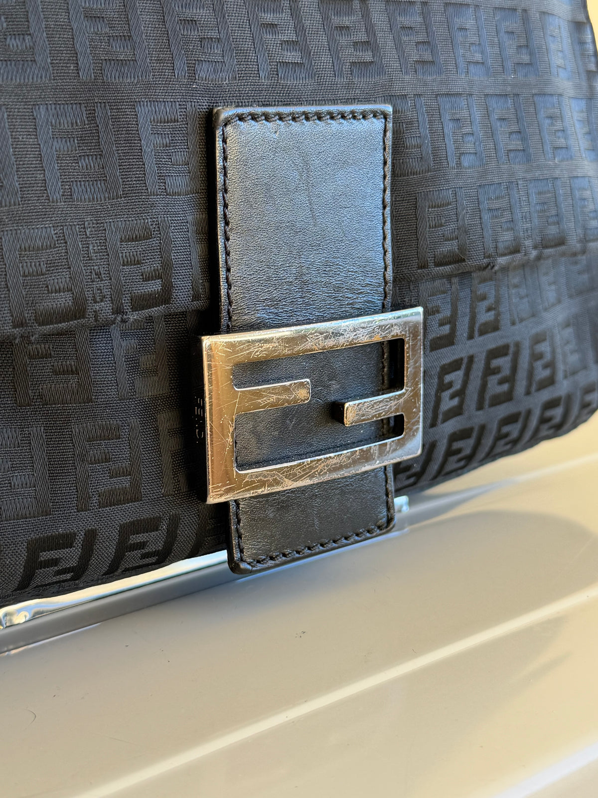 Fendi Mamma Baguette zucchino nera