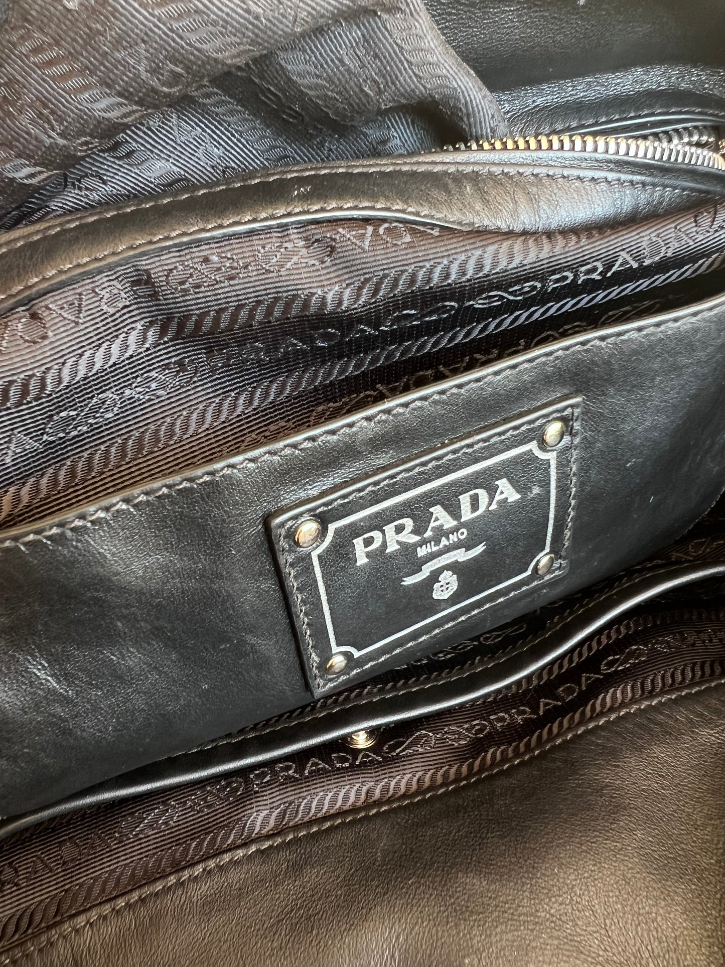 Prada tote nera con tracolla