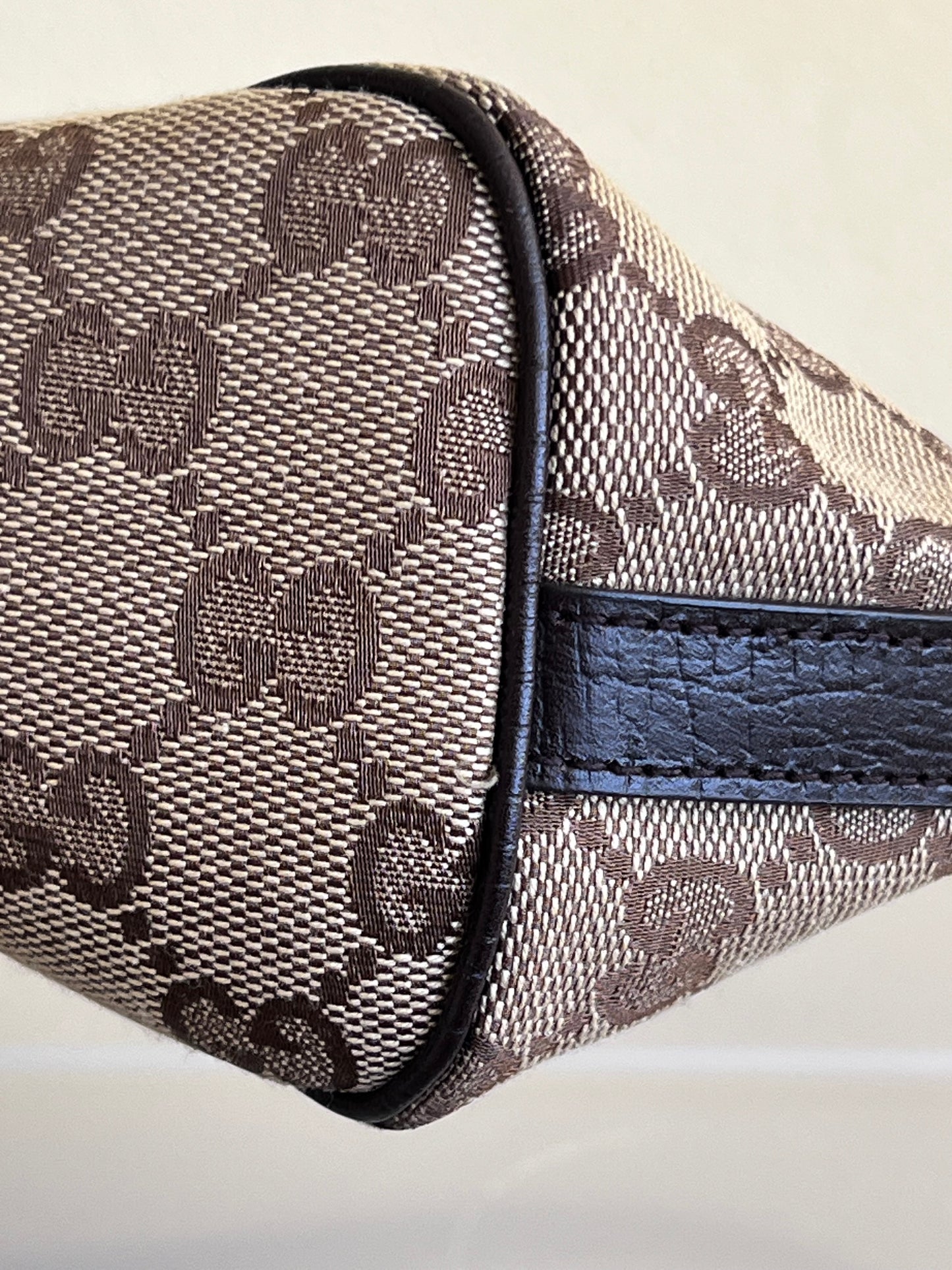 Gucci boat bag classic monogram