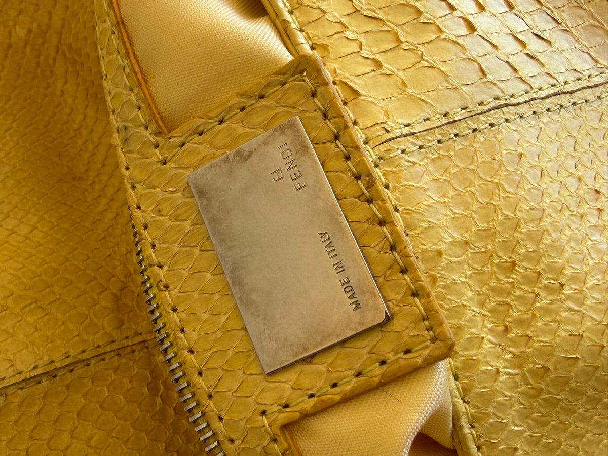 Fendi baguette pelle di pitone gialla