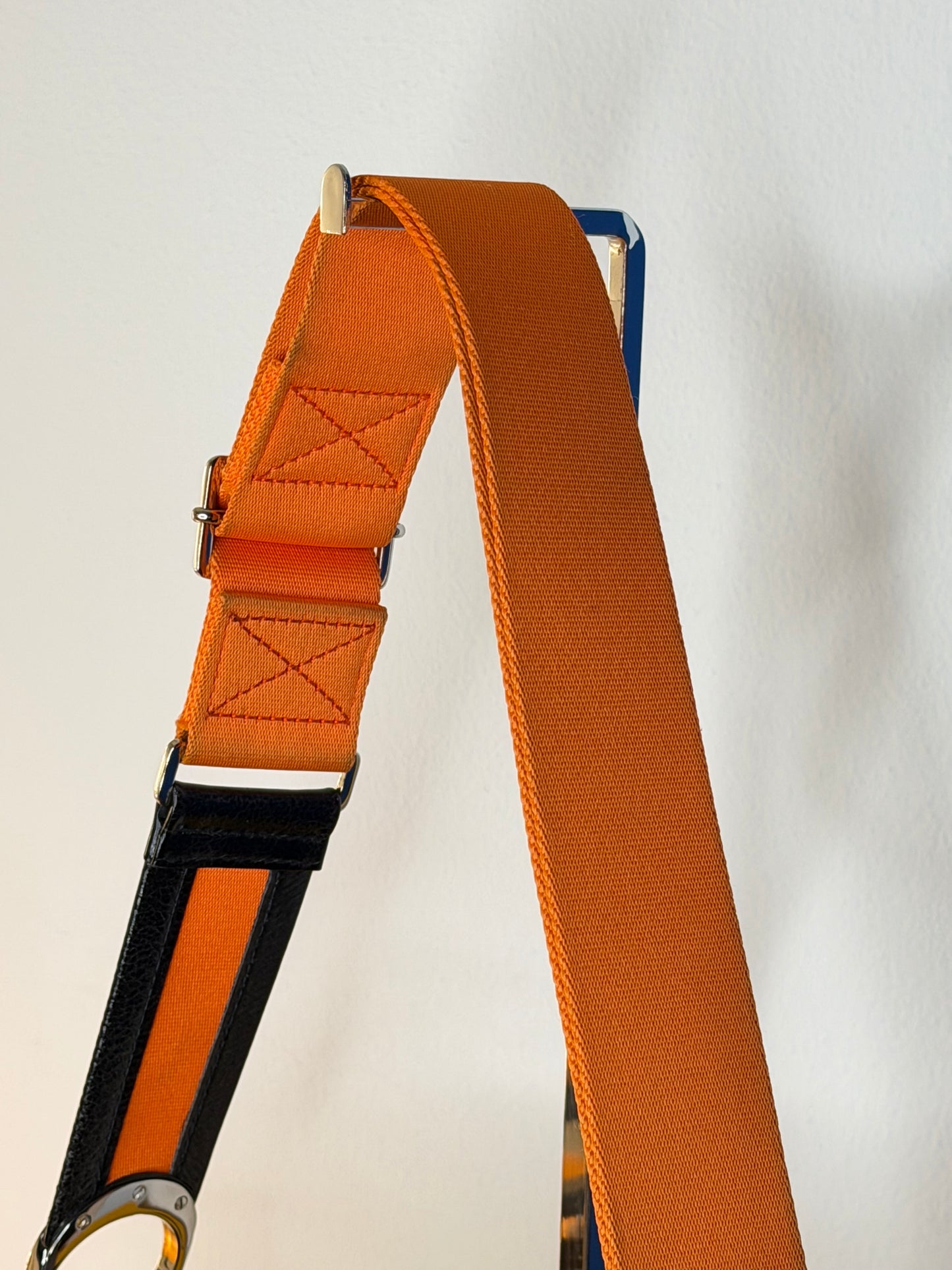 Dior Remove before flight