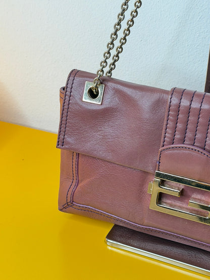 Fendi baguette chain flap Malva