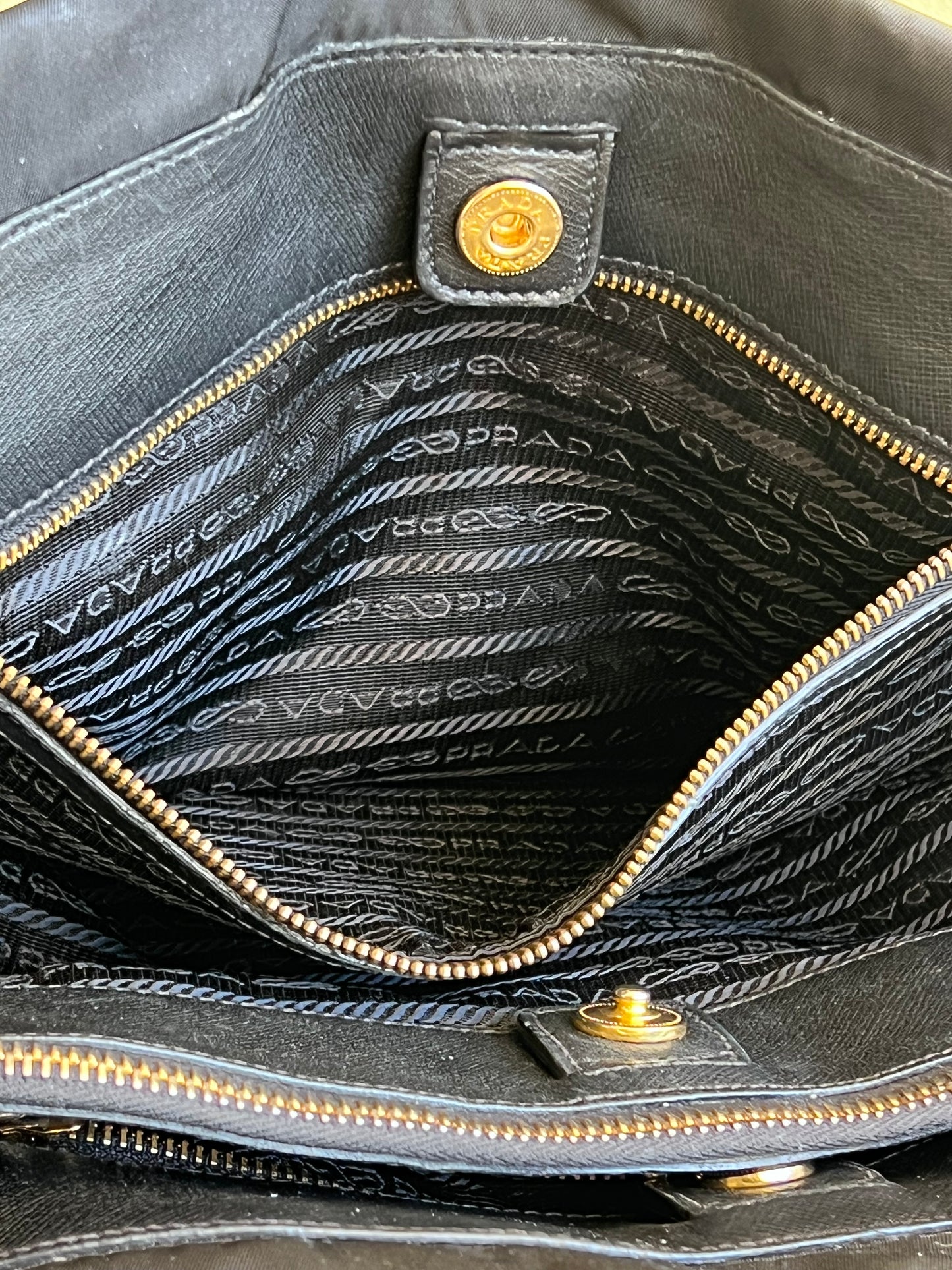 Prada tote nera
