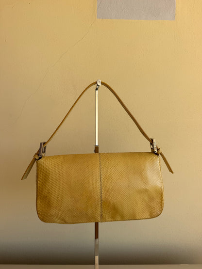 Fendi baguette pelle di pitone gialla