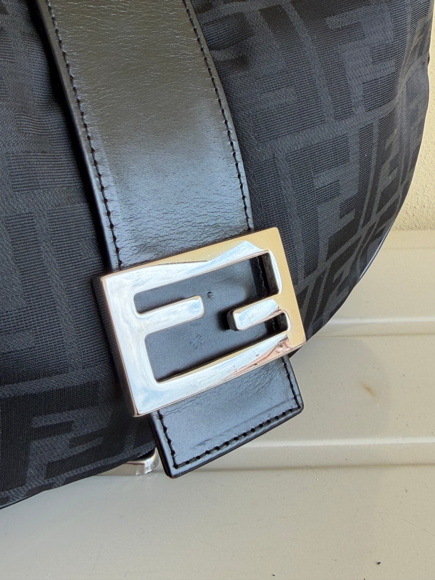 Fendi Croissant vintage nera