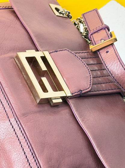 Fendi baguette chain flap Malva