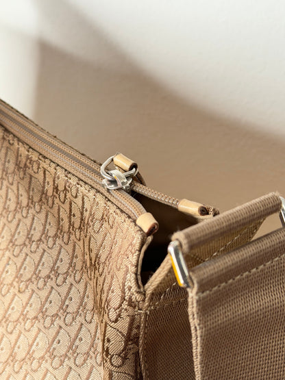 Dior Street chic tracolla