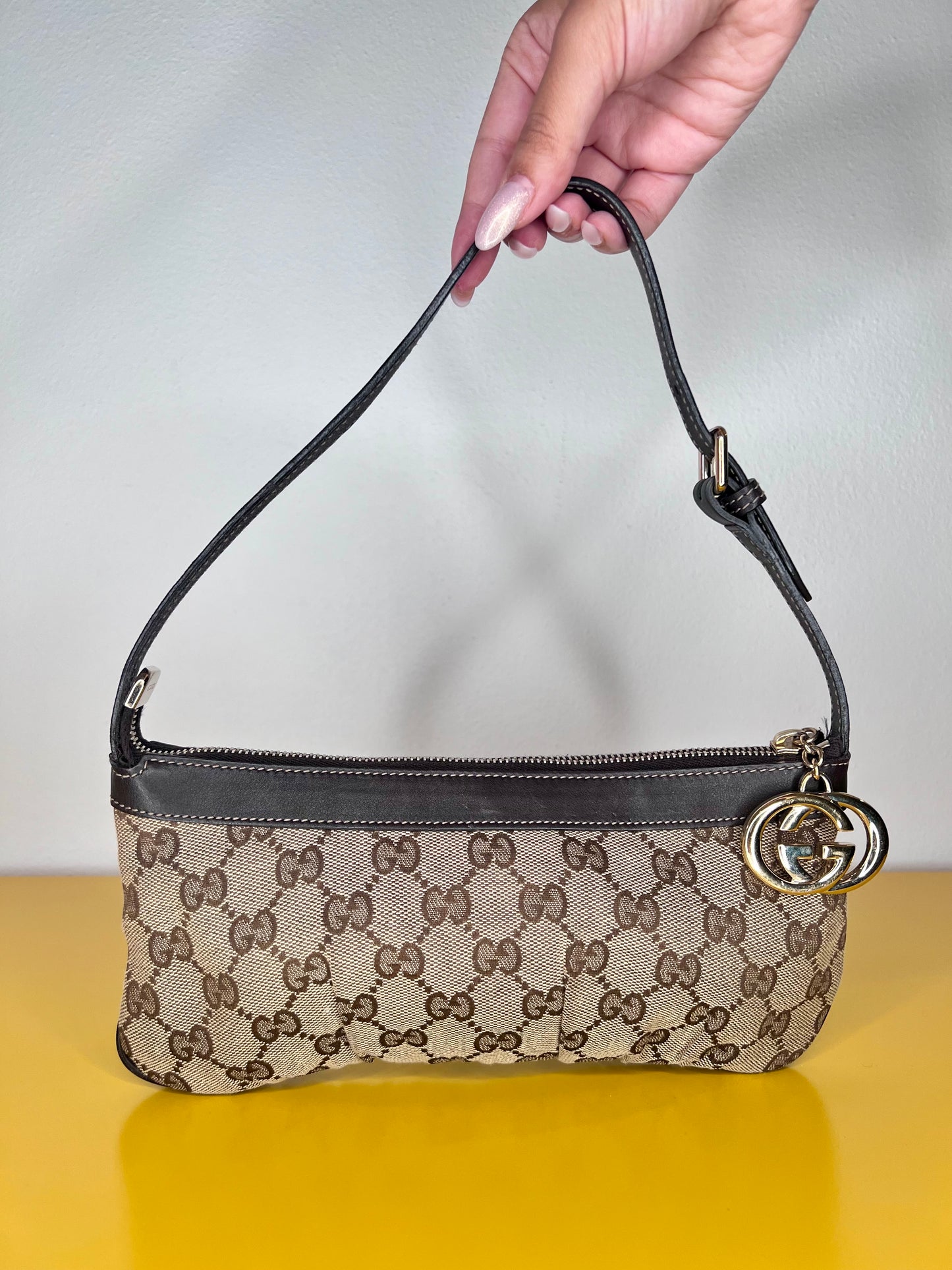 Gucci Pochette GG Charm