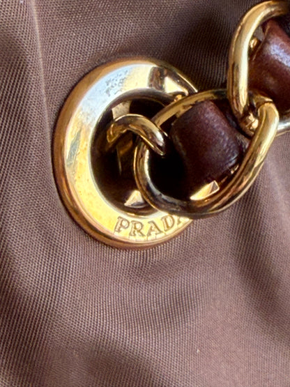 Prada tessuto catena