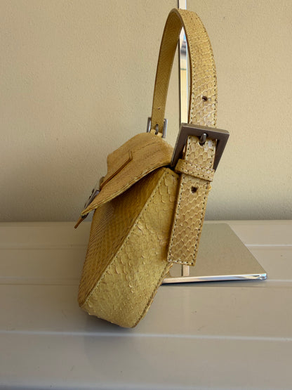 Fendi baguette pelle di pitone gialla