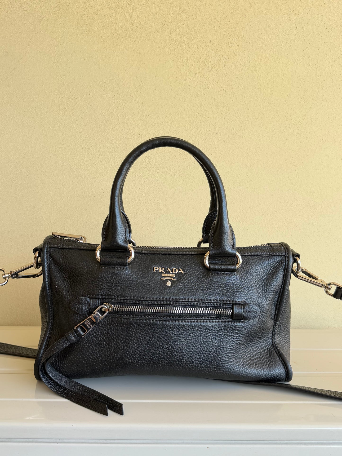 Prada bauletto nero