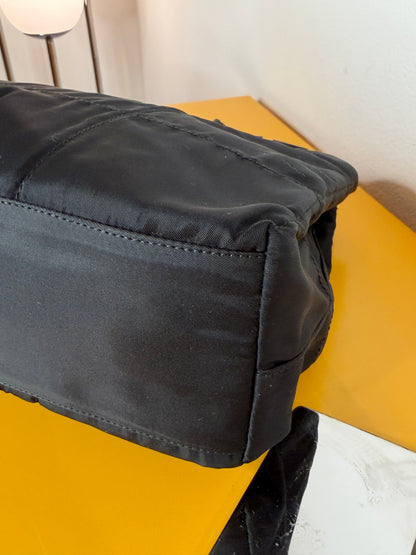 Prada Shopper manico acrilico