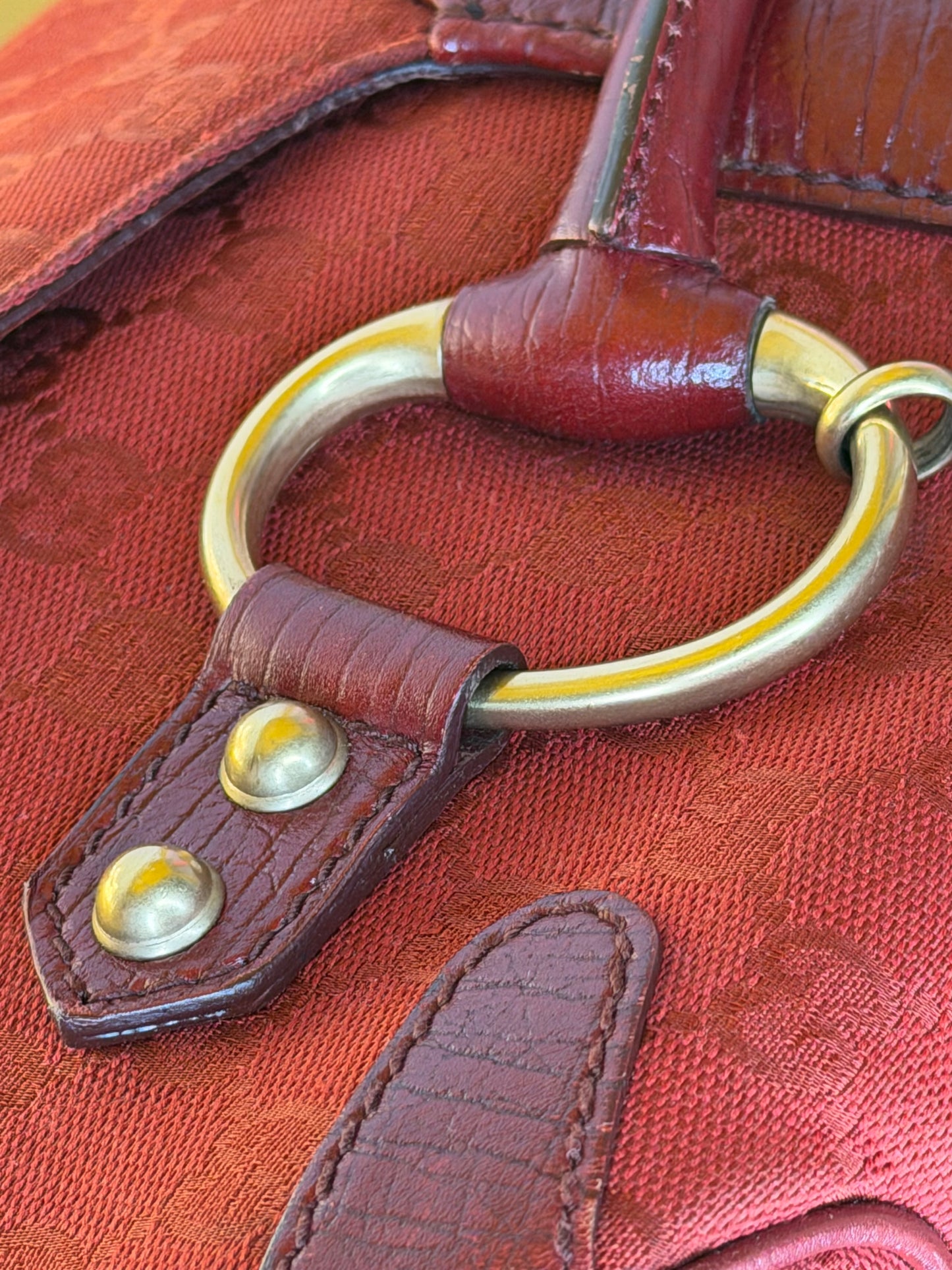 Gucci Horsebit red