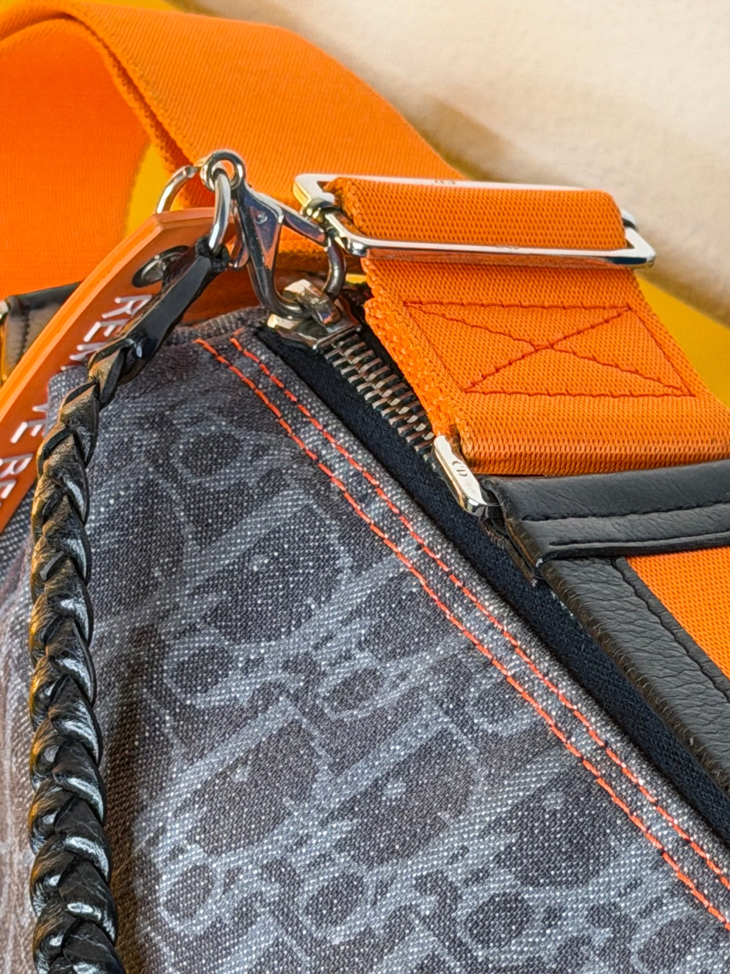 Dior Remove before flight