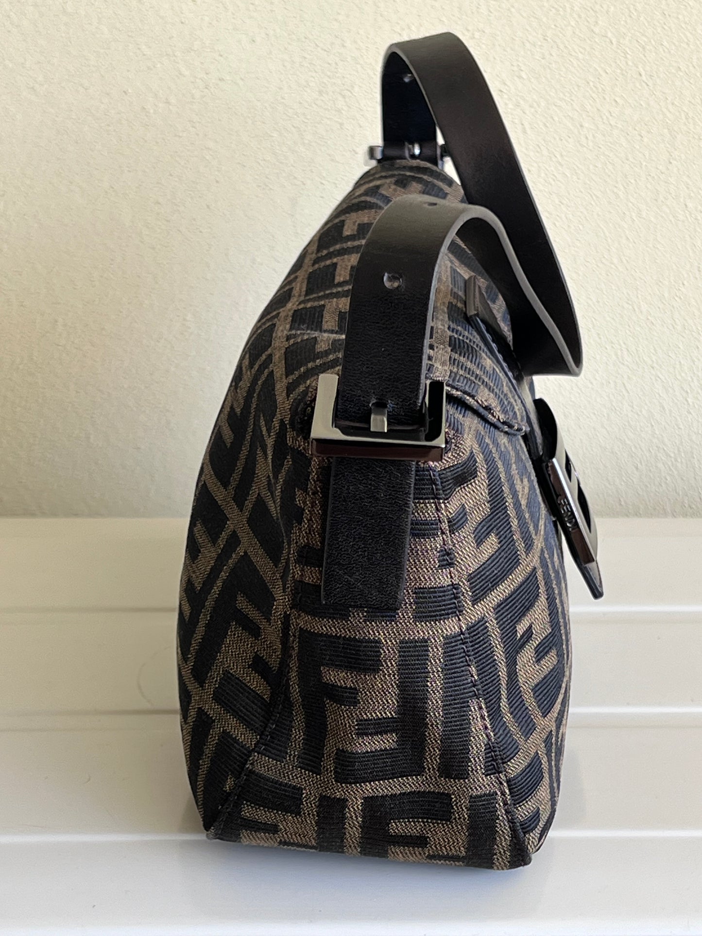 Fendi baguette Double Flap Zucca