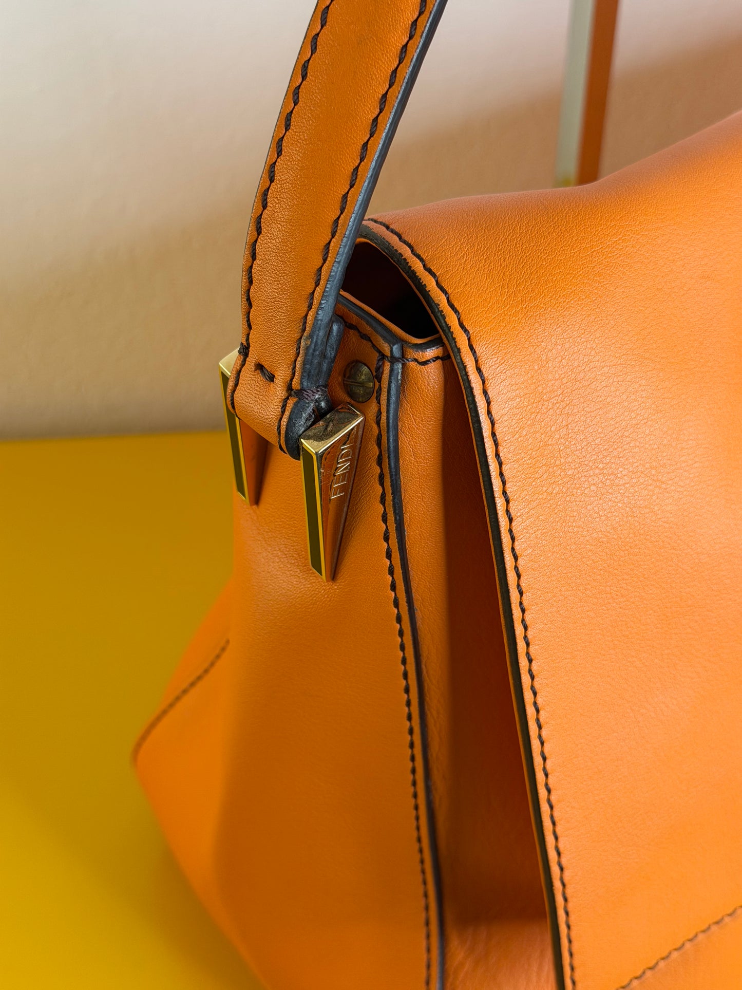 Fendi Mamma Baguette Arancione