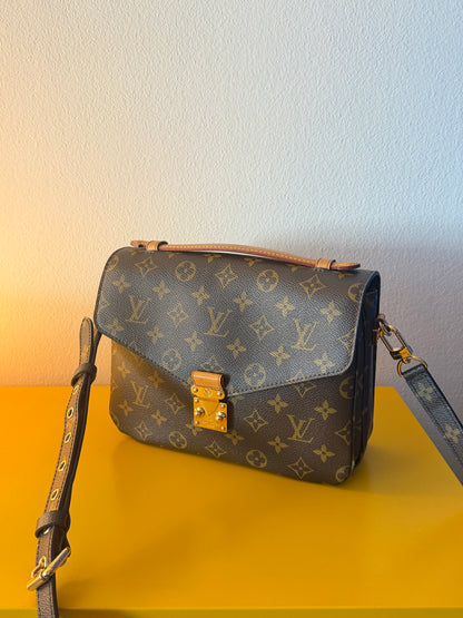 Louis Vuitton Metis