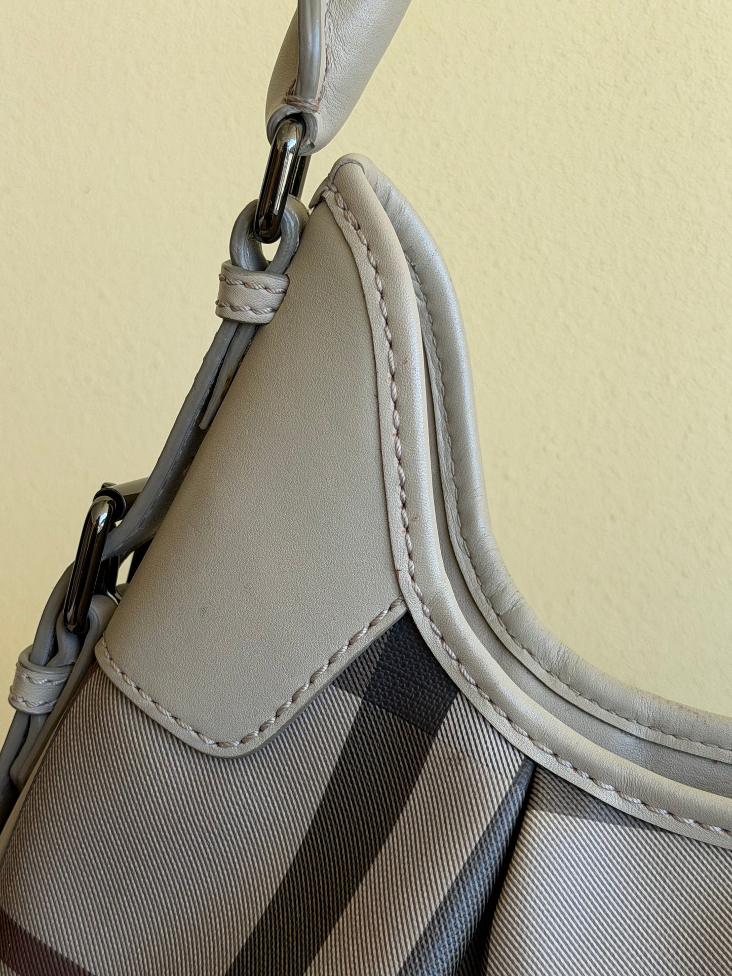 Burberry Hobo in Pelle