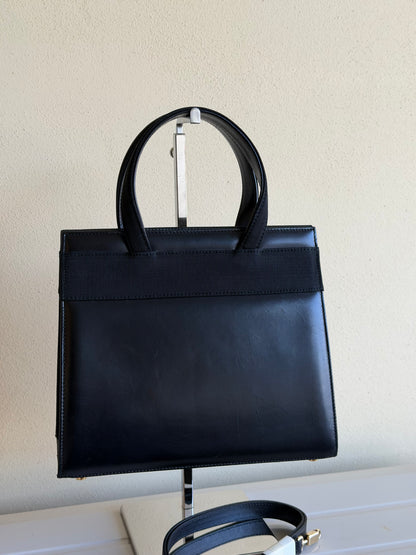 Salvatore Ferragamo "Vara"