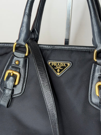 Prada tote nylon/pelle