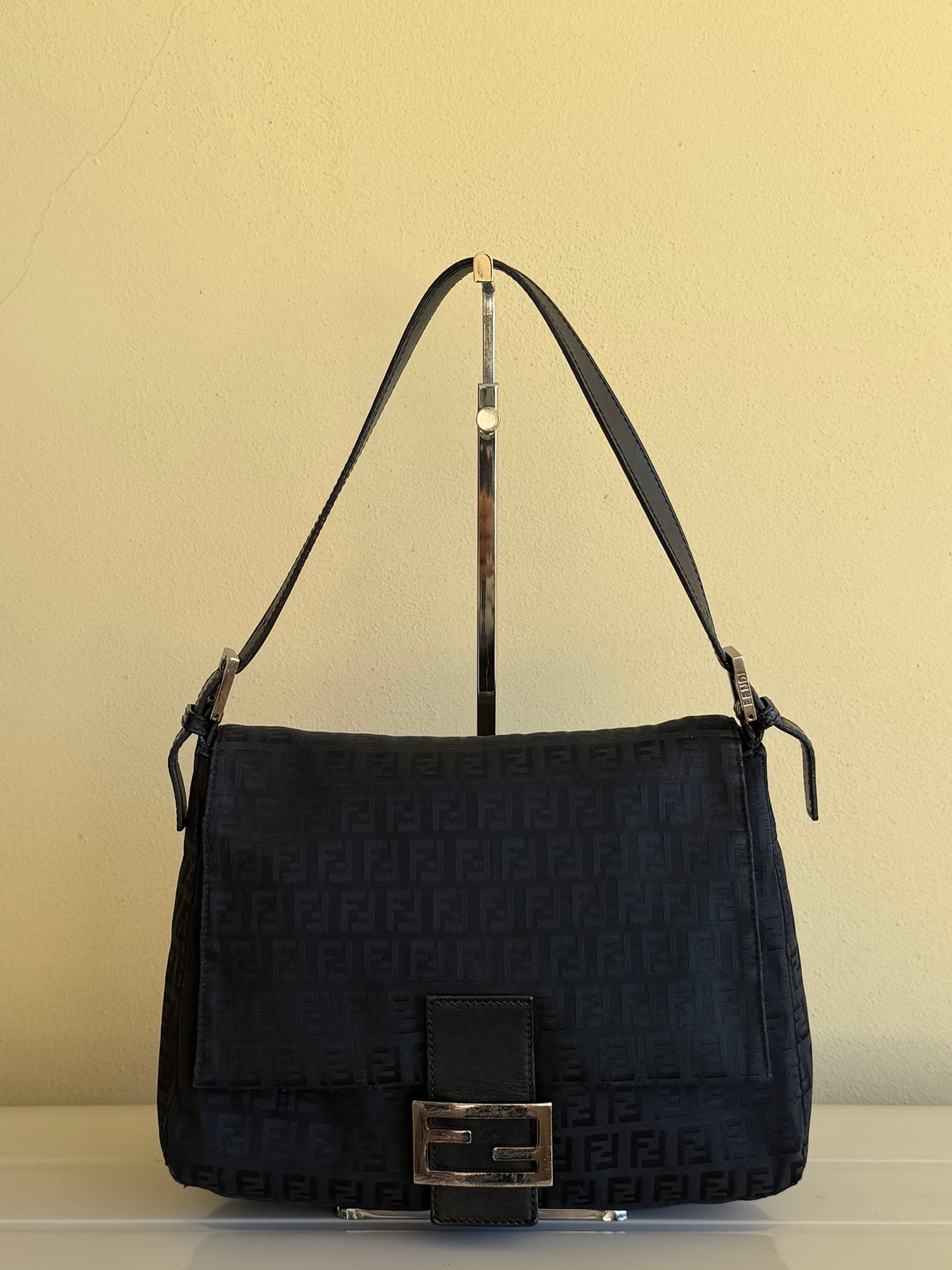 Fendi Mamma Baguette zucchino nera