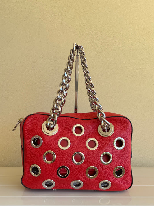 Prada con Catena Grommet