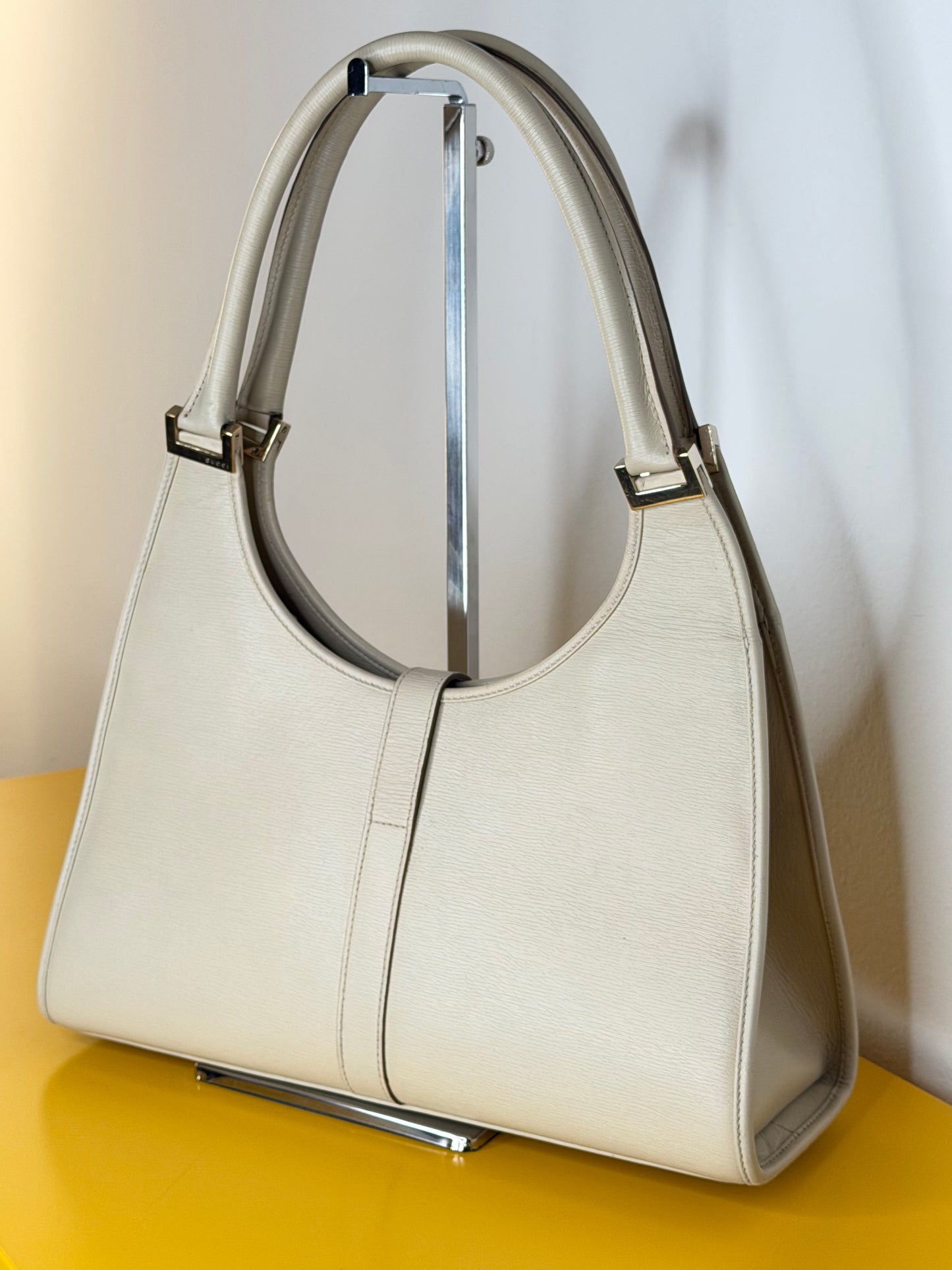 Gucci Bardot Light Beige