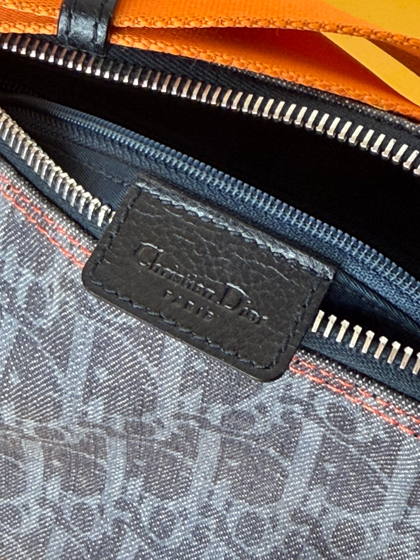 Dior Remove before flight
