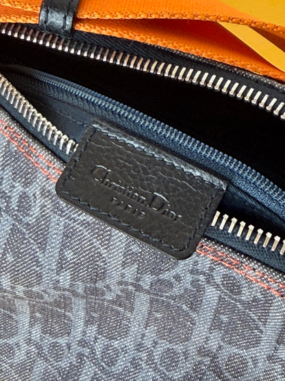Dior Remove before flight