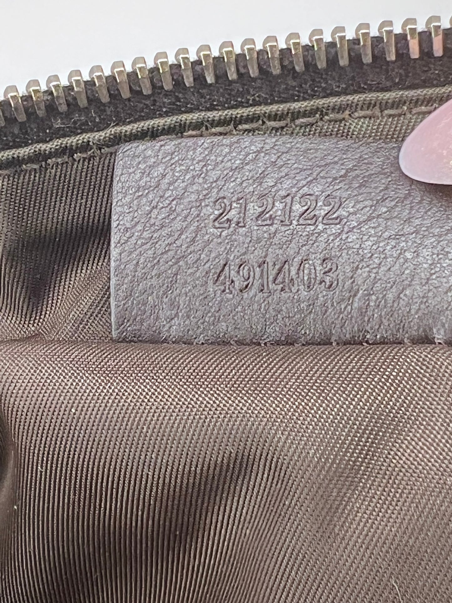Gucci Pochette GG Charm