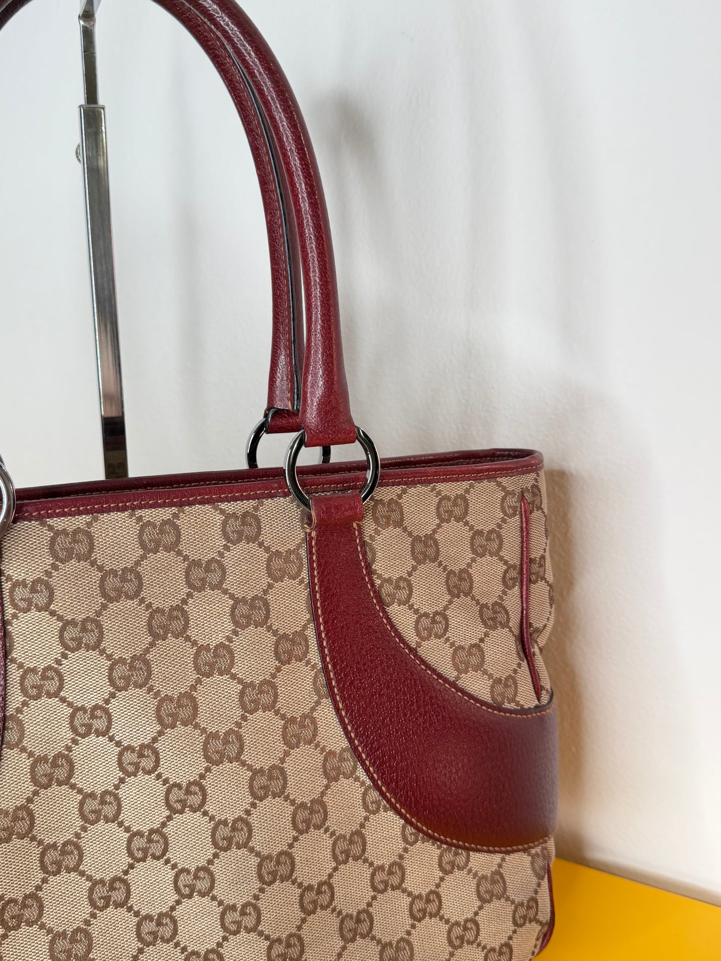 Gucci Shoulder Bag