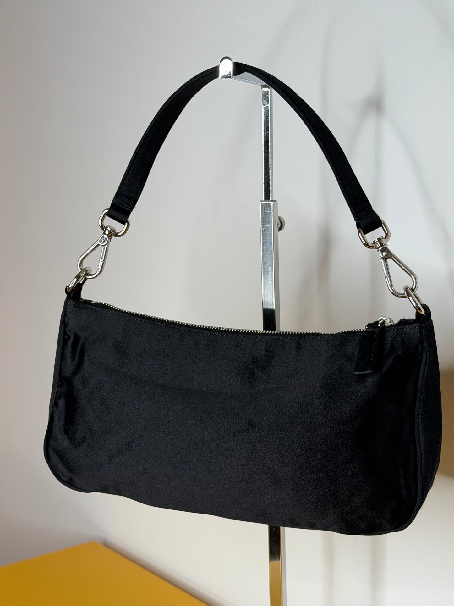 Prada Pochette raso