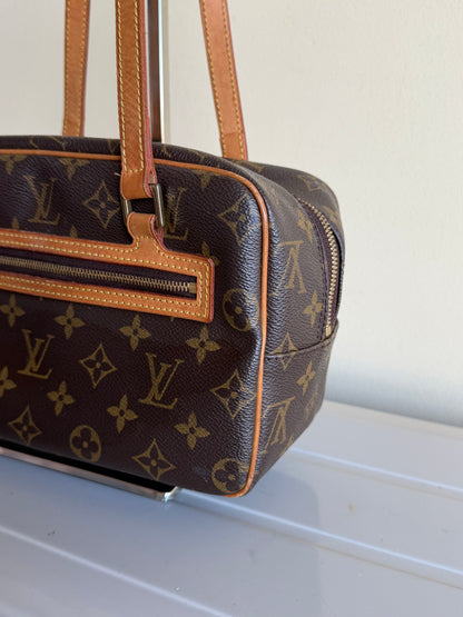Louis Vuitton Cité MM