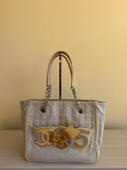Chanel Camelia