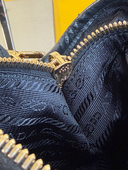 Prada tessuto e pelle Saffiano