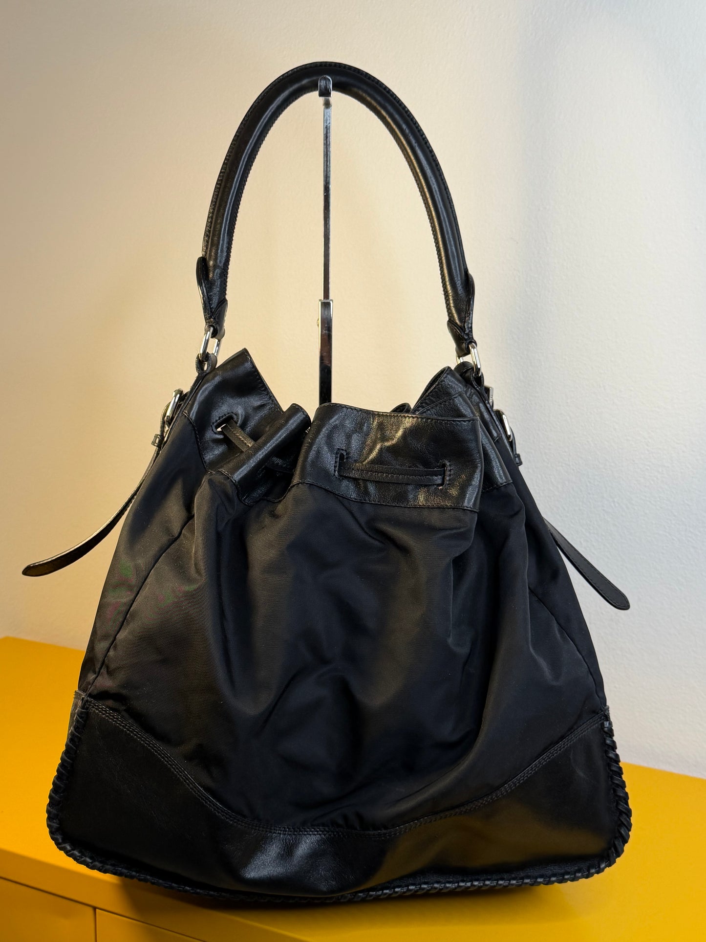 Prada secchiello