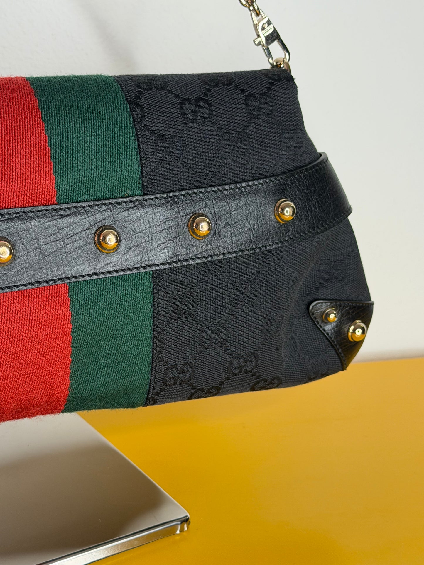 Gucci Horsebit east west