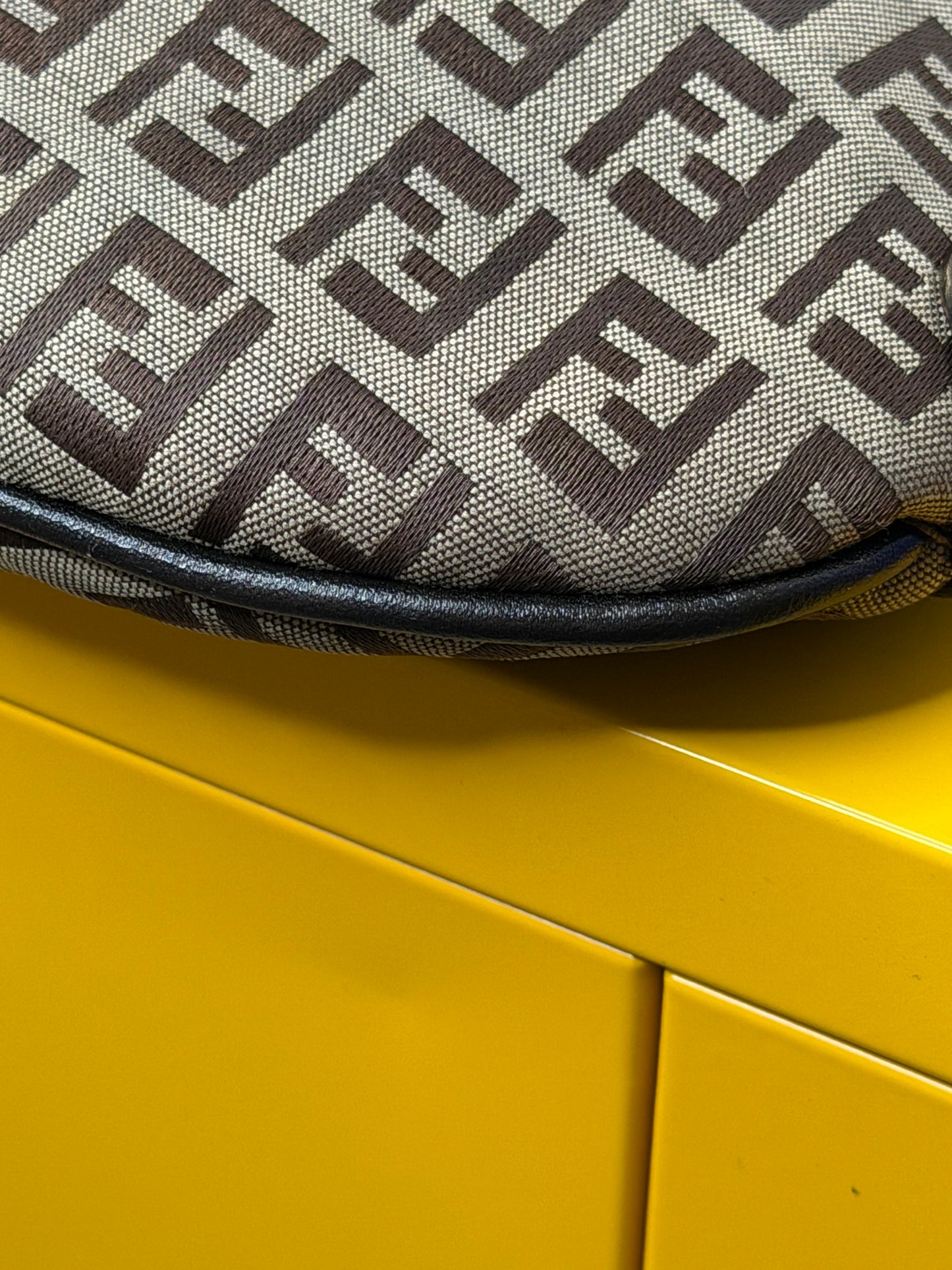 Fendi Oyster zucchino