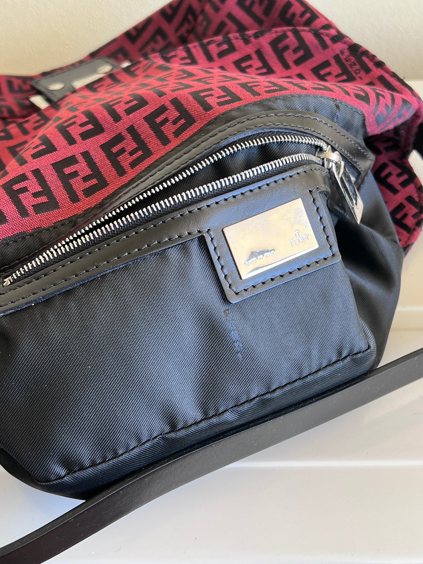 Fendi baguette Double Flap rossa/nera